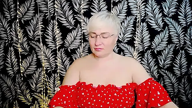 Snapshot of Olivia_playful chatting on 4, 5, 2026 Olivia playful online show from 4, 5, 2026