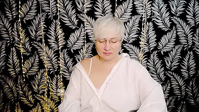 Snapshot of Olivia_playful chatting on 15, 5, 2026 Olivia playful online show from 15, 5, 2026