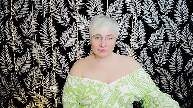 Snapshot of Olivia_playful chatting on 8, 6, 2026 Olivia playful online show from 8, 6, 2026