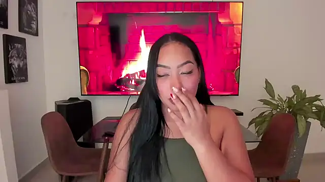 brunetenikole02 online show from 24, 10, 2025