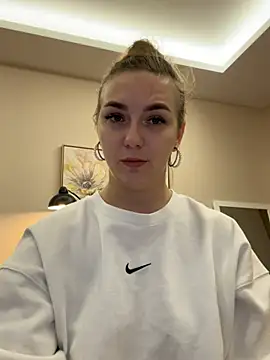 Snapshot of Janeee chatting on 20, 1, 2025 Janeee online show from 20, 1, 2025