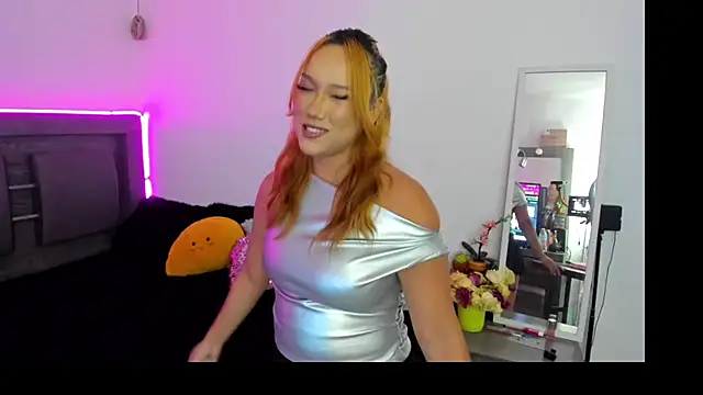 Cherrynoa online show from 15, 11, 2025