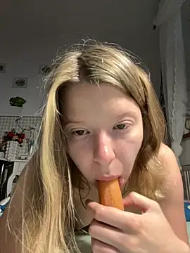 Snapshot of kimczii chatting on 19, 6, 2026 kimczii online show from 19, 6, 2026