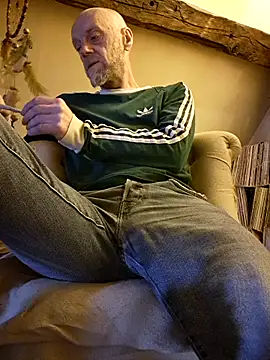 Snapshot of eddouxxx78 chatting on 30, 4, 2026 eddouxxx78 online show from 30, 4, 2026