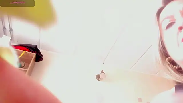 charlize legs online show from 8, 12, 2024