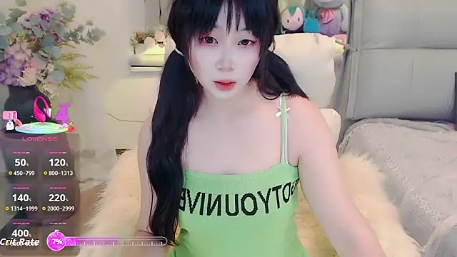 Snapshot of yoyoyo_99 chatting on 25, 9, 2025 yoyoyo 99 online show from 25, 9, 2025