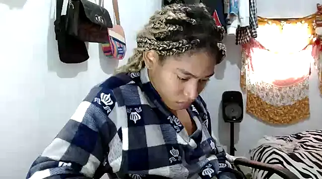 angelamarie1 online show from 11, 2, 2025