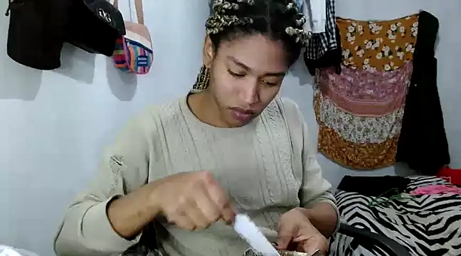 angelamarie1 online show from 24, 2, 2025