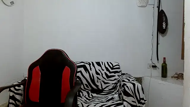 Snapshot of angelamarie1 chatting on 30, 4, 2026 angelamarie1 online show from 30, 4, 2026