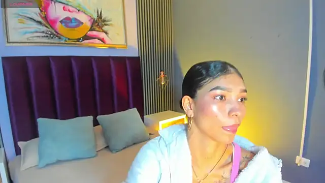 LauraAristizabal online show from 24, 4, 2026