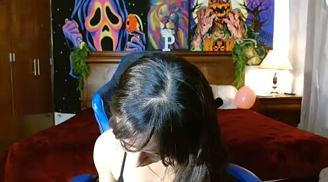 Snapshot of MINI_Petite chatting on 9, 1, 2025 MINI Petite online show from 9, 1, 2025
