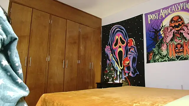 MINI Petite online show from 15, 12, 2025