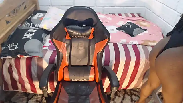 sexyjustin202 online show from 7, 1, 2025