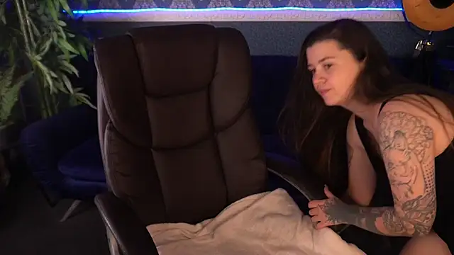 AmellyMilly online show from 8, 11, 2025