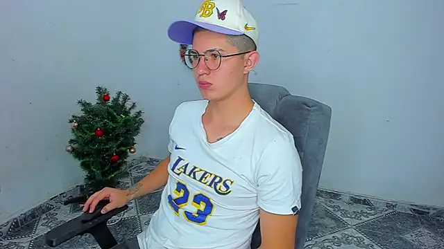 patrik 027 online show from 5, 1, 2025