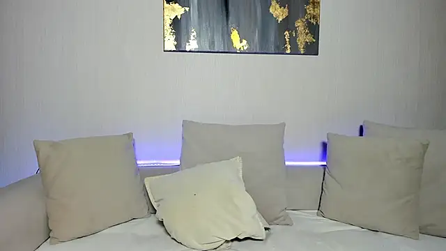 Mia Callme online show from 24, 11, 2025