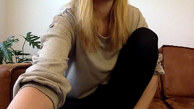 Suesse Schnitte online show from 14, 2, 2025