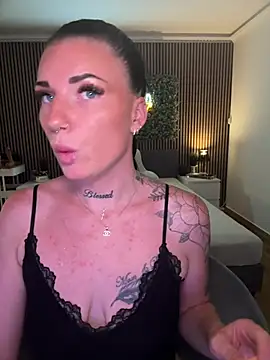 LizaRoxx online show from 17, 7, 2026