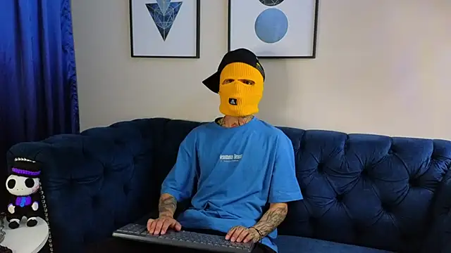 Snapshot of AcidMilo chatting on 22, 3, 2025 AcidMilo online show from 22, 3, 2025