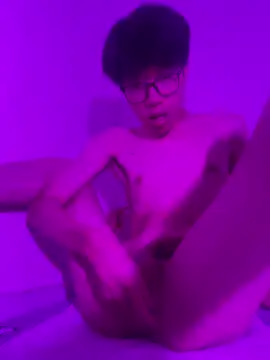 Snapshot of Foxxie126 chatting on 28, 4, 2026 Foxxie126 online show from 28, 4, 2026