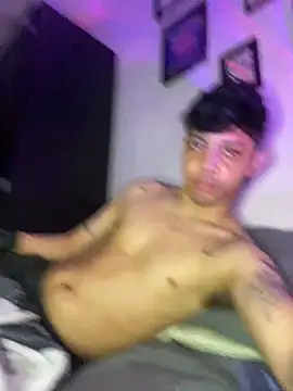 Snapshot of tonysexyboy chatting on 17, 12, 2024 tonysexyboy online show from 17, 12, 2024