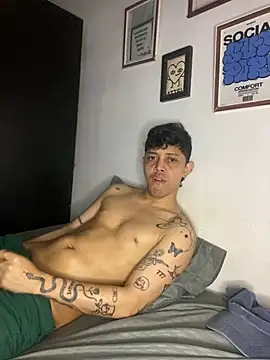 Snapshot of tonysexyboy chatting on 9, 1, 2025 tonysexyboy online show from 9, 1, 2025