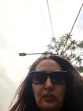 Snapshot of dominatrixredsonyja chatting on 31, 5, 2026 dominatrixredsonyja online show from 31, 5, 2026