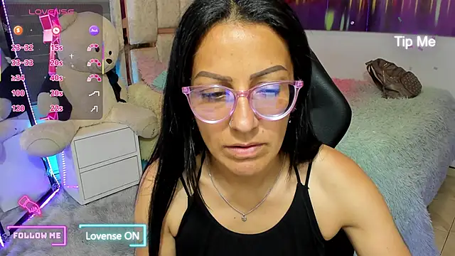 alma blue online show from 6, 3, 2026