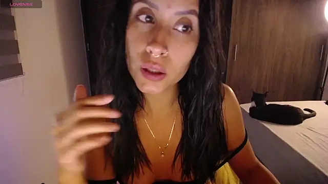 amyharlow 1 online show from 8, 4, 2026