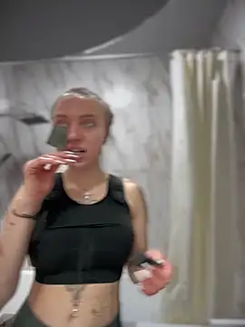 pinkstar  online show from 28, 9, 2025