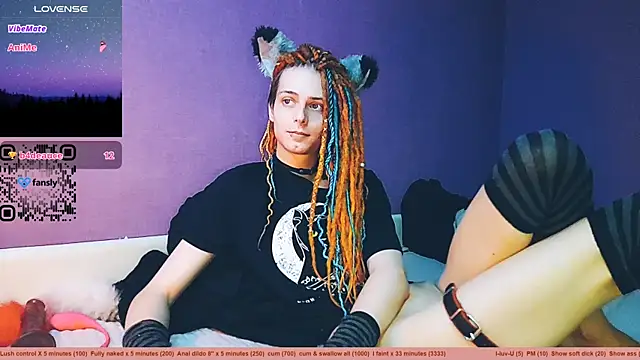 Littlepinkcat online show from 7, 12, 2024