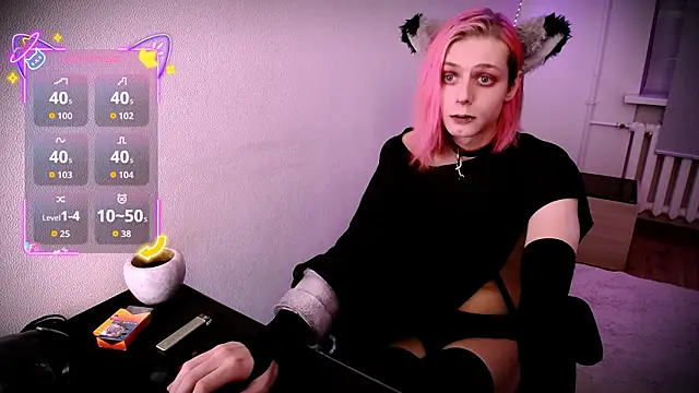 Littlepinkcat online show from 3, 2, 2026