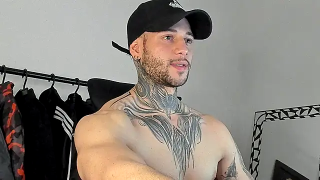  jamesleandros1 online show from 4, 12, 2025