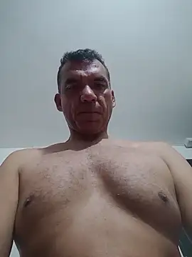 Snapshot of Daddy1972 chatting on 14, 11, 2025 Daddy1972 online show from 14, 11, 2025