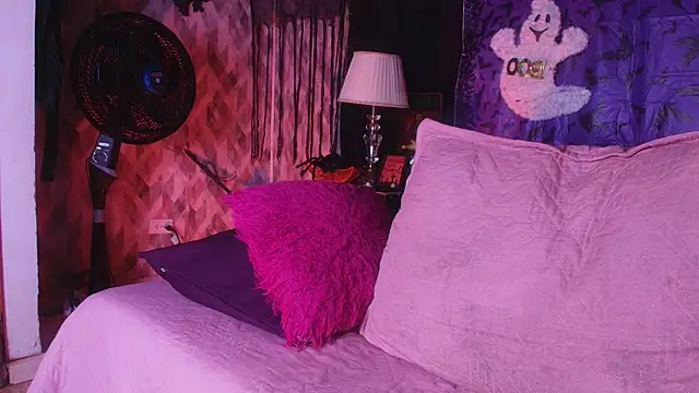 naomi kyse online show from 11, 10, 2025