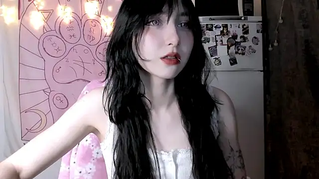 Snapshot of Holy420lolii chatting on 15, 3, 2026 Holy420lolii online show from 15, 3, 2026