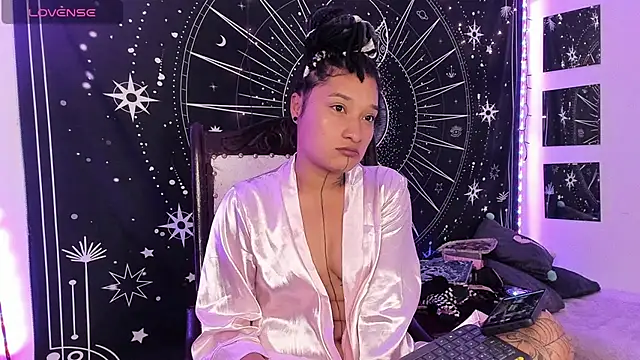 Eva Lee  online show from 2, 10, 2025