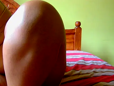 Snapshot of slxposer chatting on 11, 6, 2026 slxposer online show from 11, 6, 2026