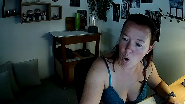 AnyaKreyxh online show from 19, 10, 2025