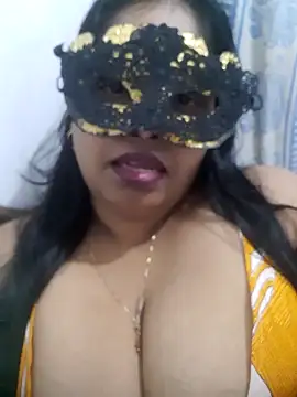 chubby wife online show from 17, 11, 2025