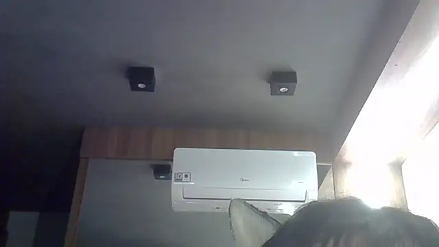 Skinny-Kitten online show from 13, 4, 2026