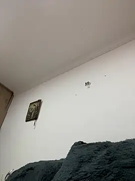 Abril Luv online show from 25, 2, 2025