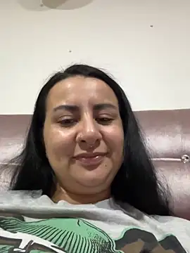 Abril Luv online show from 18, 2, 2026