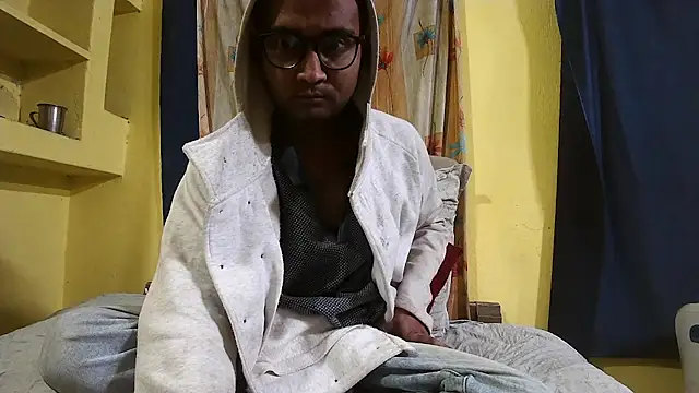 Cute boy2000 online show from 30, 12, 2024