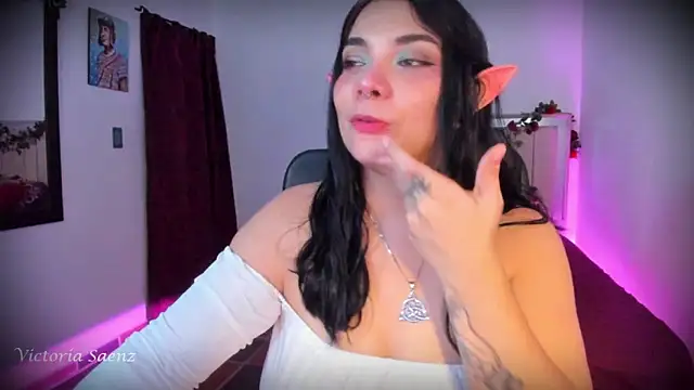 victoriaasaenz  online show from 13, 3, 2026