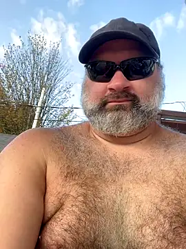 Snapshot of fat_cock_4_you chatting on 4, 10, 2025 fat cock 4 you online show from 4, 10, 2025
