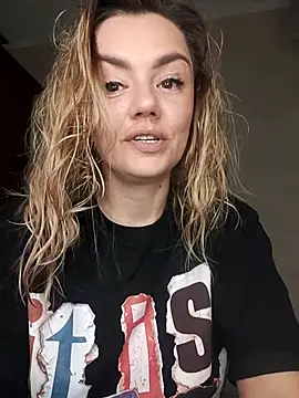 KrissSexi online show from 9, 9, 2025