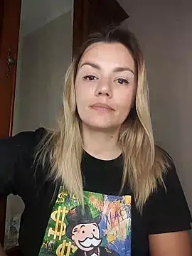 KrissSexi online show from 30, 10, 2025