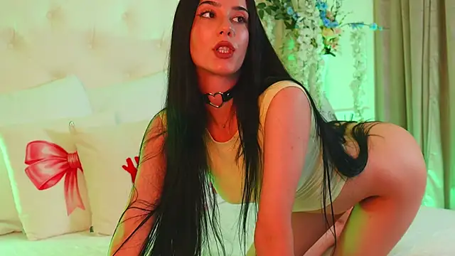 Snapshot of AmeliaJune chatting on 30, 4, 2026 AmeliaJune online show from 30, 4, 2026