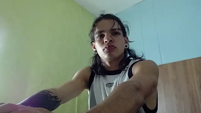 AlbertBernal69 online show from 18, 10, 2025